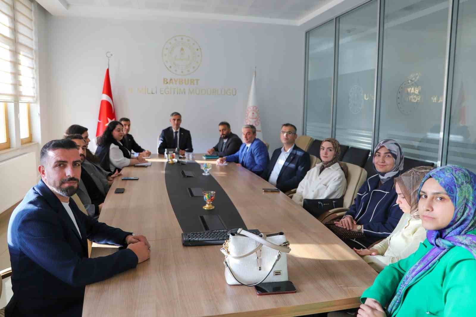 Bayburt'ta Öğrenci Psikososyal Gelişimini Destekleme Toplantıları Düzenlendi