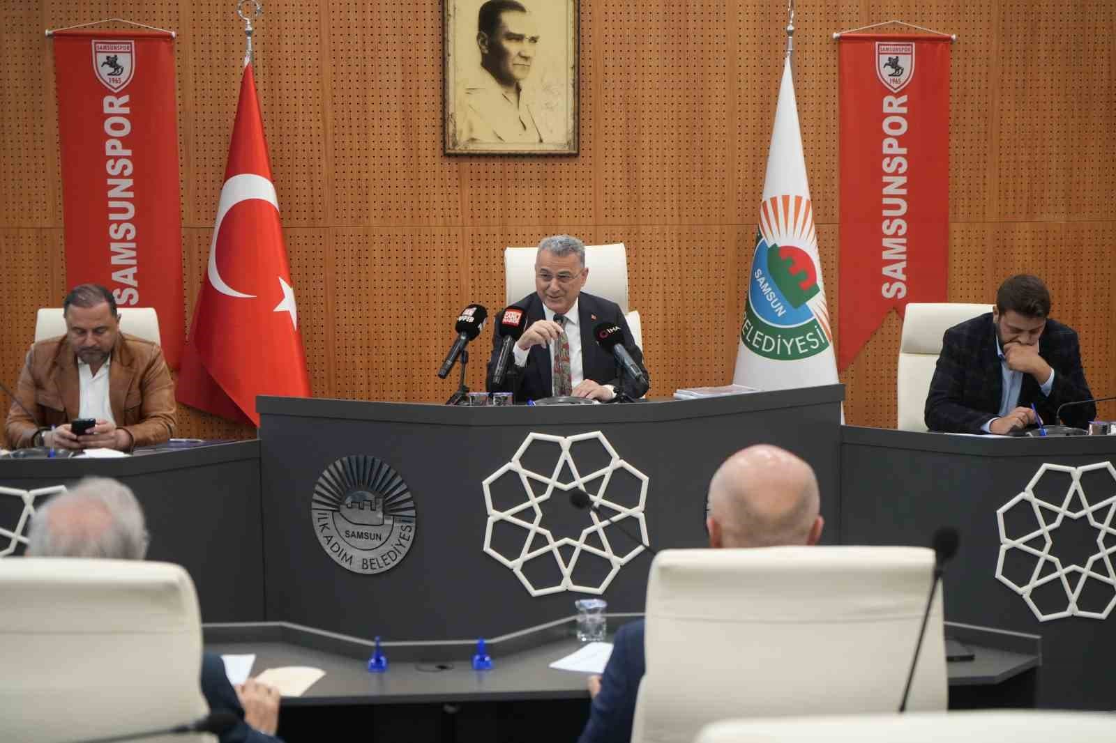 Başkan Kurnaz: Siyasi Görüş Nedeniyle İşçi Çıkarılmadı