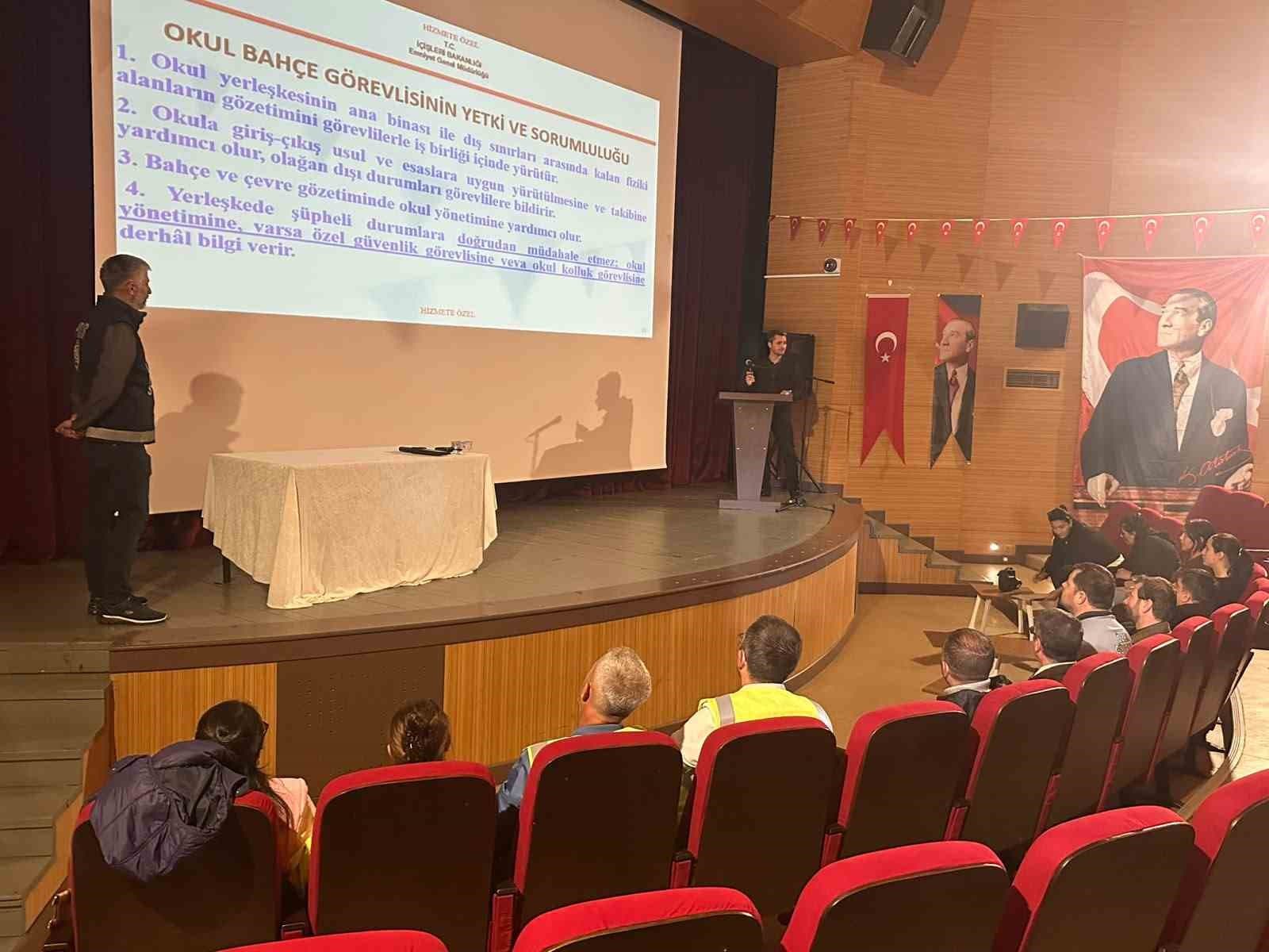 Muratlı Okul Personeline Güvenlik Eğitimi Verildi