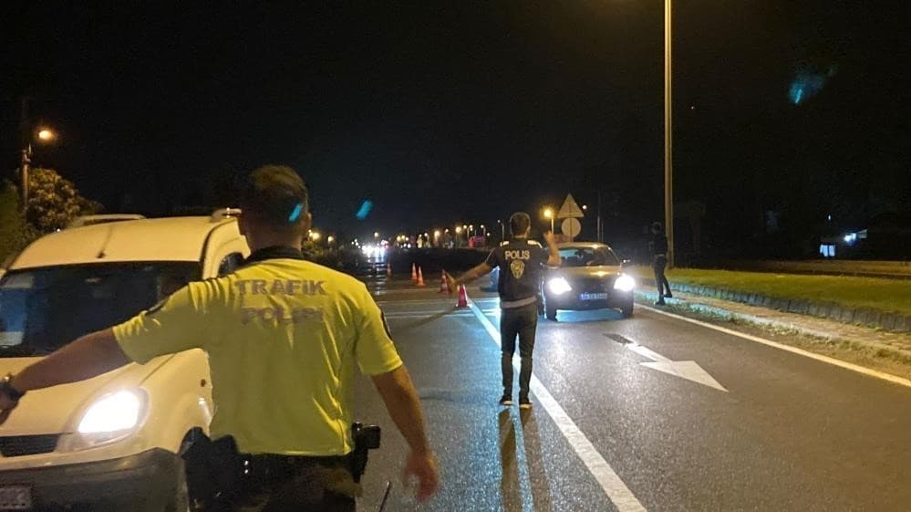 Düzce’de Trafik Denetimlerinde 951 Araç Sürücüsüne Ceza Uygulandı