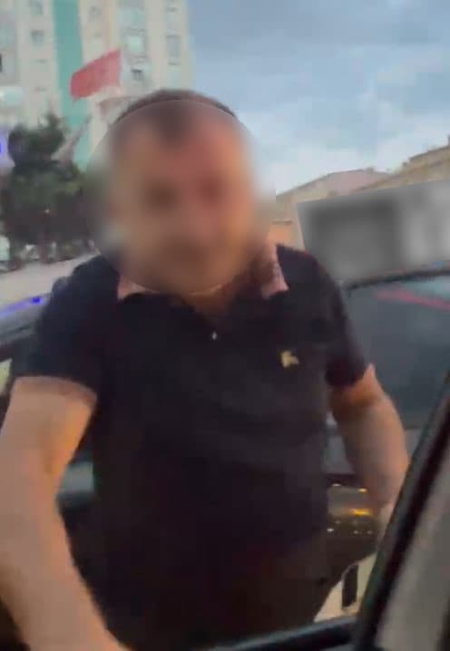 Esenyurt'ta Trafikte Yaşanan Gerilim Kameraya Yansıdı