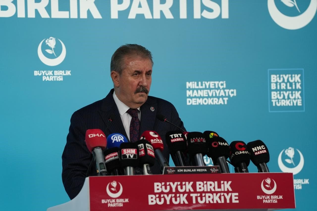BBP Genel Başkanı Destici: Fon Soruşturmalarında Zararlar Vurgunculardan ve Devleti Soyanlardan Tazmin Edilmeli