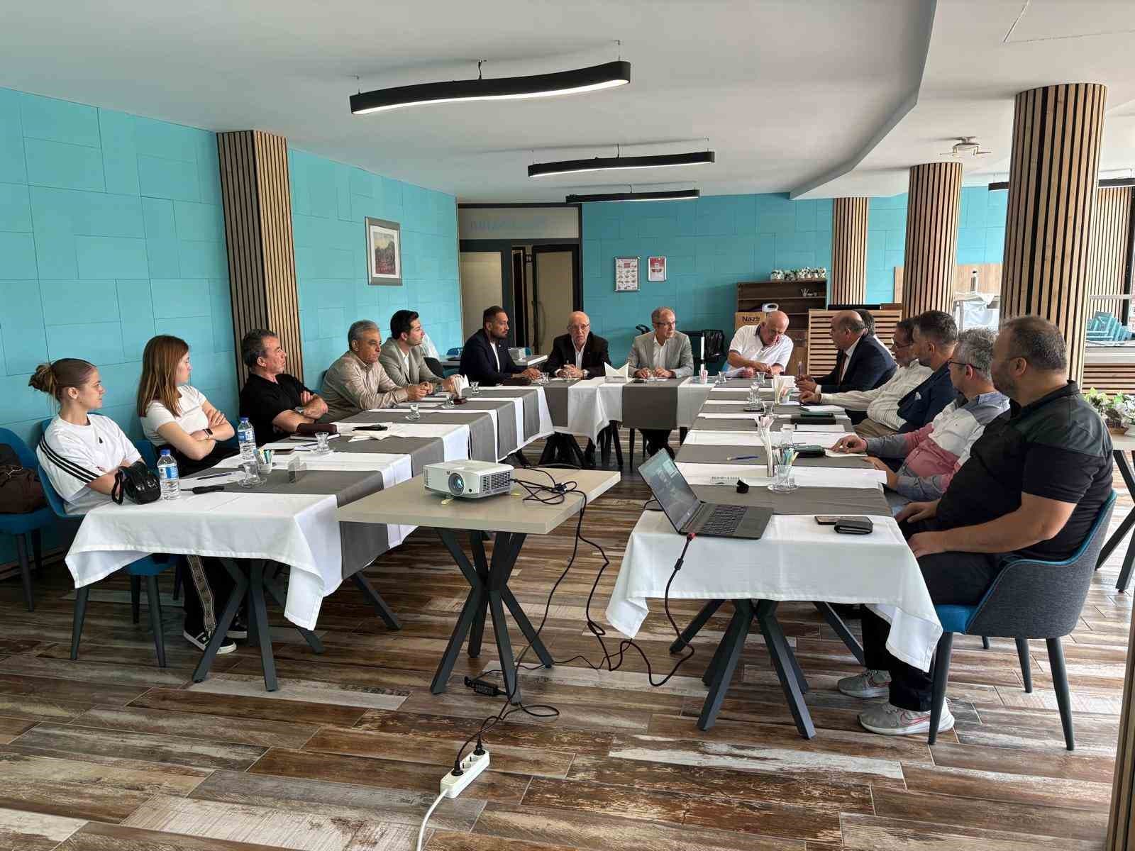 Denizli Futbol Yapısı İçin Harita Çıkarılma Kararı Alındı