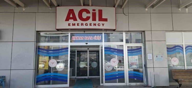 Gölbaşı'nda Motosiklet Kazası: 2 Kişi Yaralandı