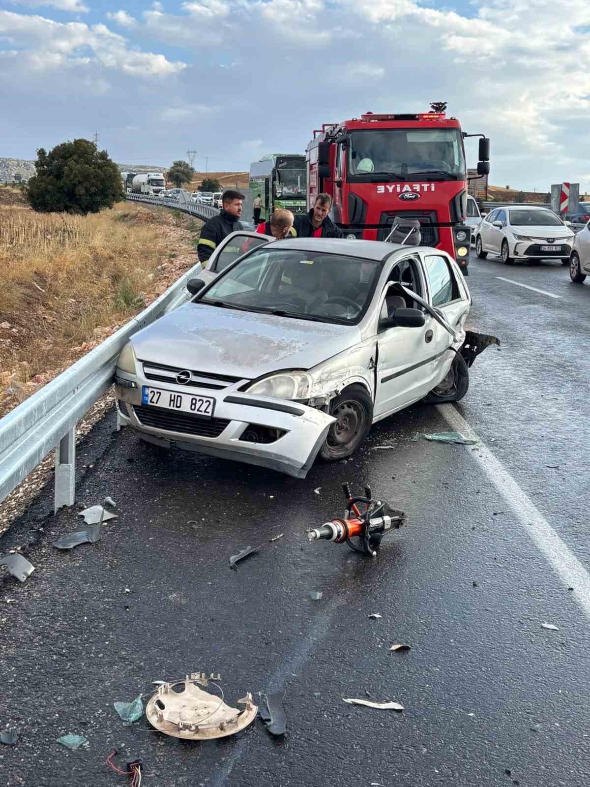 Adıyaman'da Zincirleme Kaza: Dört Araç Karıştı, Dört Yaralı