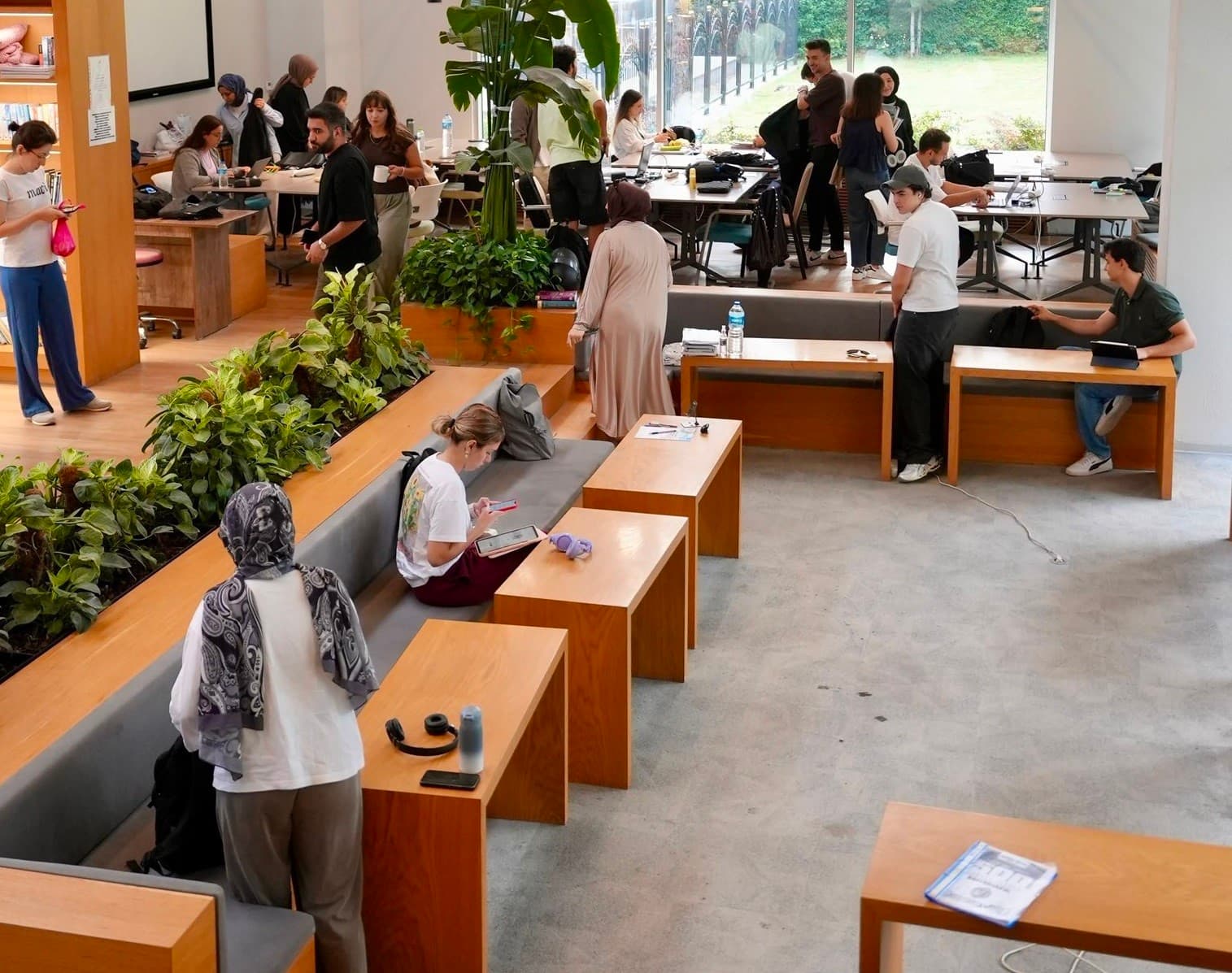 Başkan Özlü’nün Kütüphane Girişimi Başarısını Kanıtladı