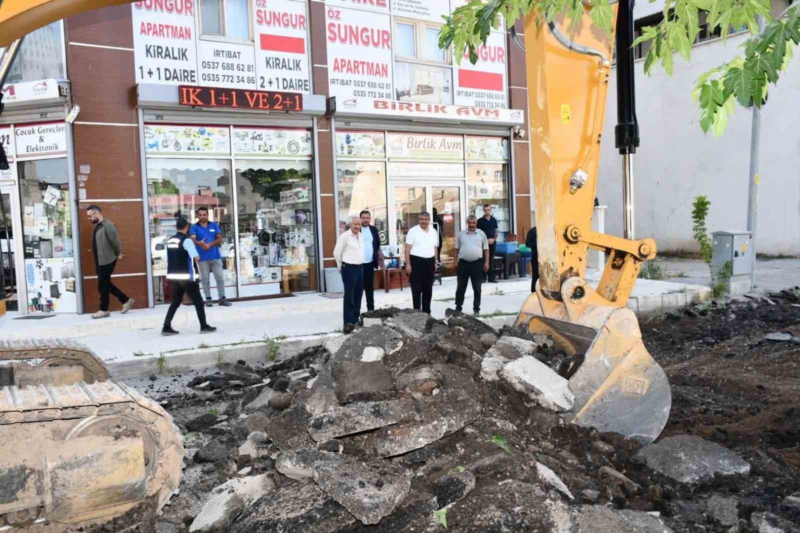 Patnos Belediyesi, Atatürk Mahallesi’nde Ulaşım Altyapı Çalışmalarını İvmelendiriyor