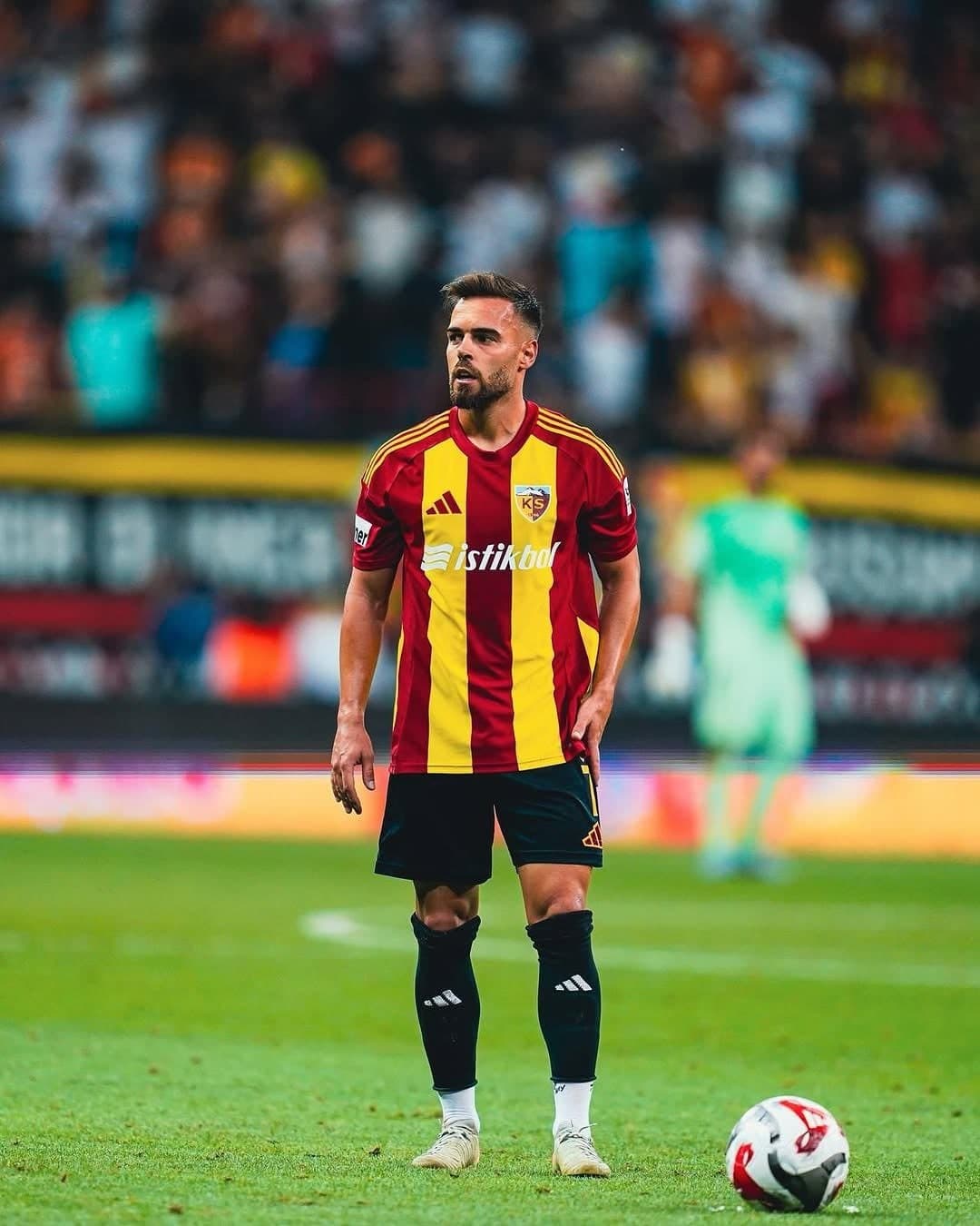 Kayserispor, Miguel Cardoso ile anlaşarak ayrıldı
