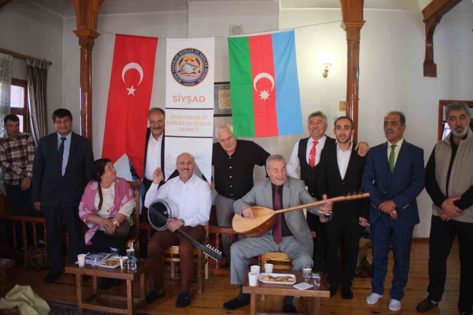 Bakü, Tebriz ve Sivas Edebiyatı Sivas'ta Buluştu