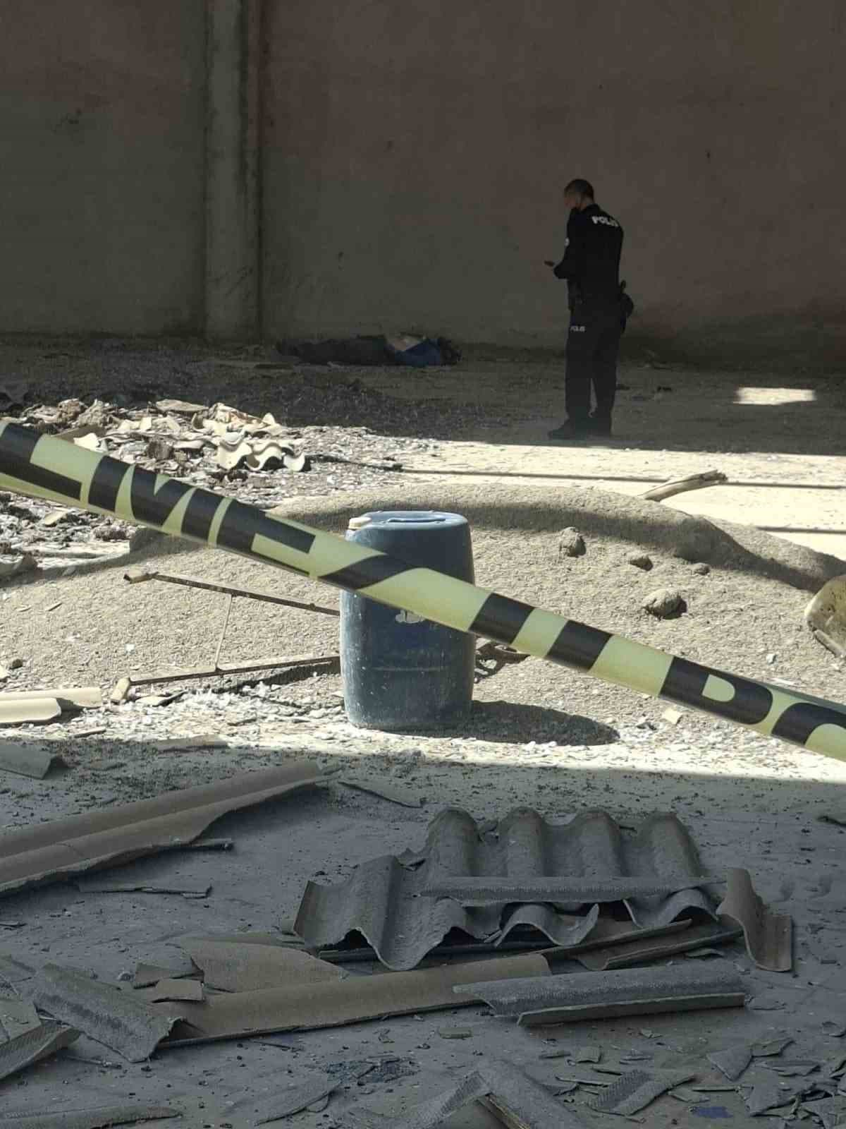 Çatı Tamiri Sırasında Düşen Kişi Yaşamını Yitirdi