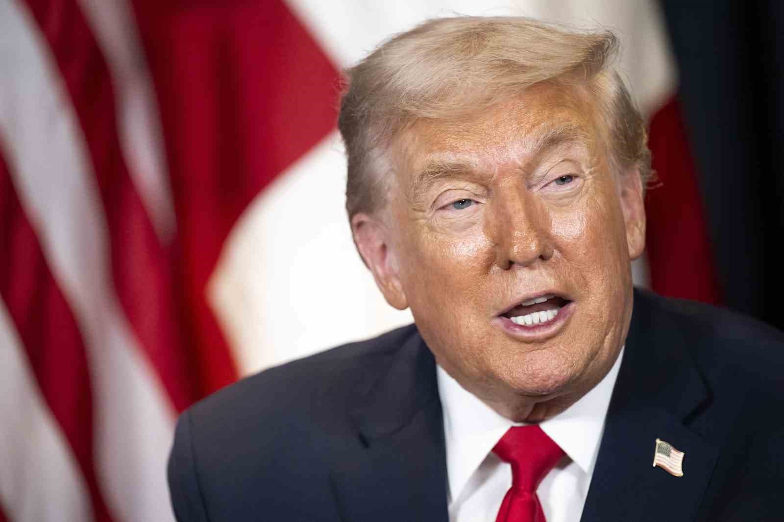 Trump, Kanada'ya Yüzde 50 Gümrük Tarifesini Üç Gün Erteledi