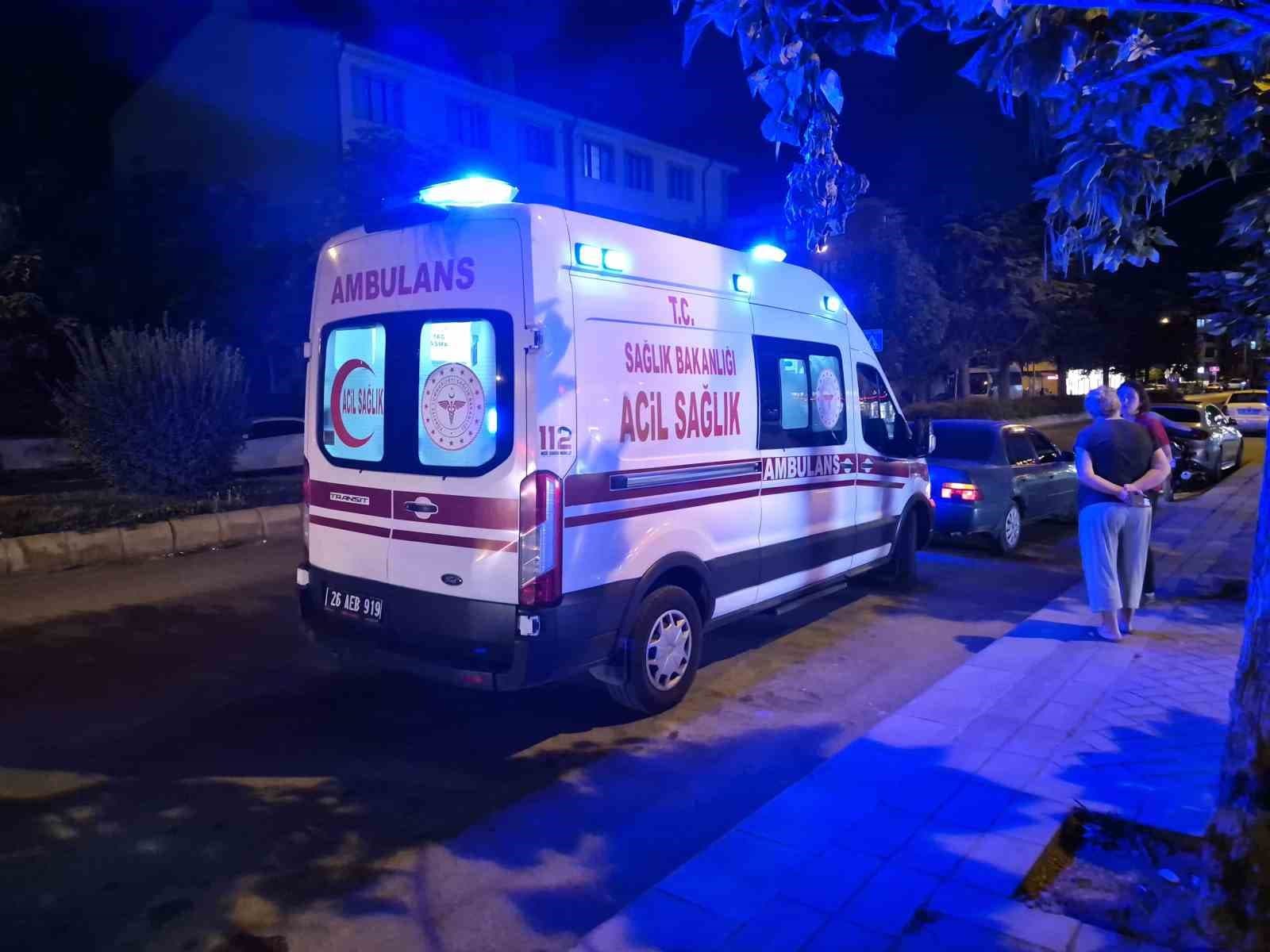 Eskişehir'de Otomobil ve Motosiklet Çarpışması: Bir Kişi Yaralandı