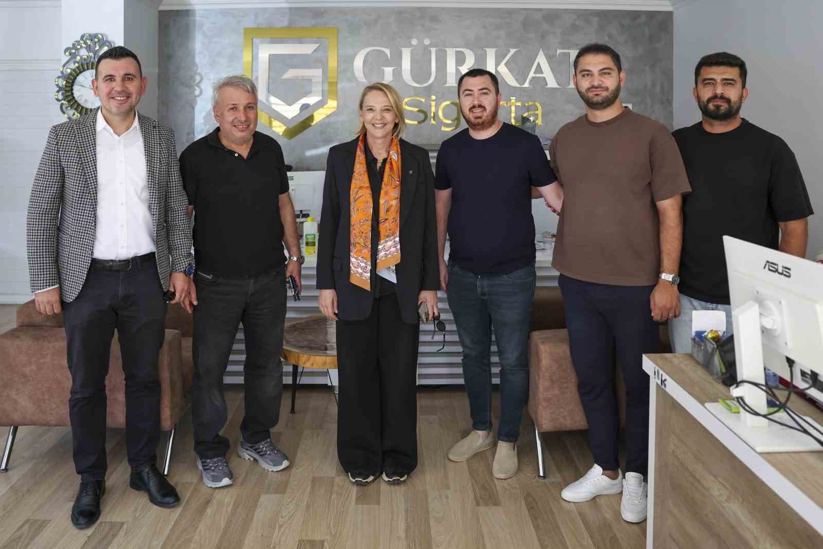 Hatice Öz, Serik'te Saha Çalışması Başlattı: 'ATSO'yu Üyenin Kapısına Getireceğiz'