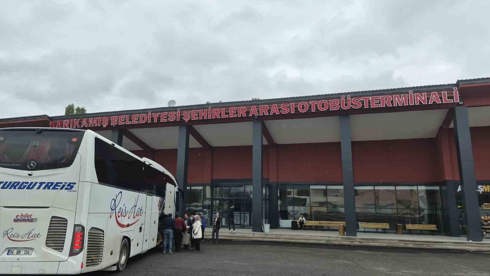 Sarıkamış Şehirlerarası Otobüs Terminali Faaliyete Geçti