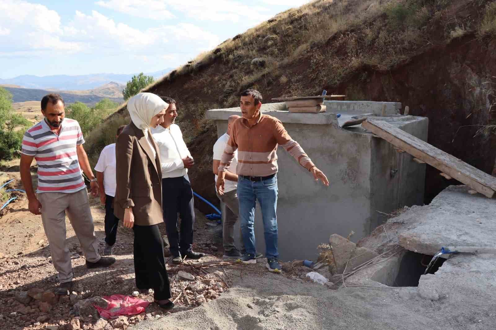 Tercan'da KÖYDES İçme Suyu Projeleri Sahada Kontrol Edildi