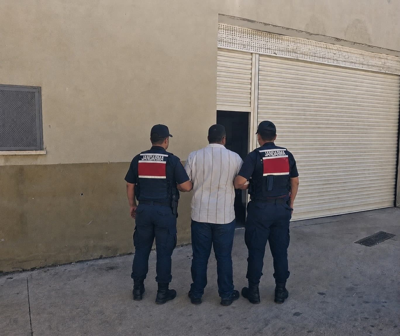 Gaziantep'te Uyuşturucu Kaçakçısı Yakalandı: 13 Yıllık Hapis Cezasıyla Aranıyordu