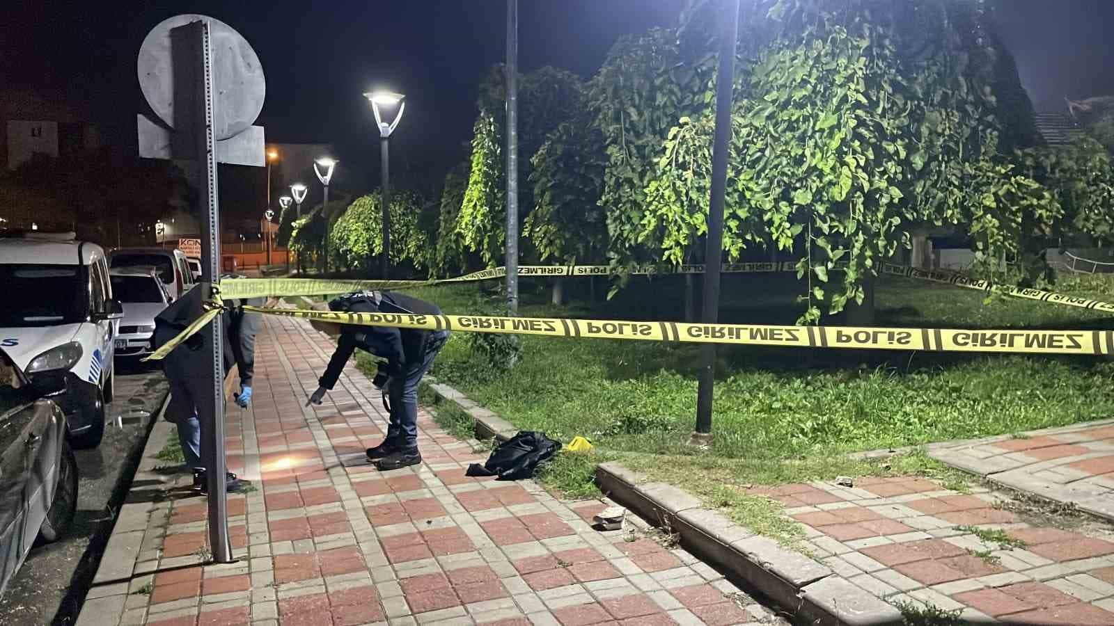 Karaman’da parkta bıçaklı kavga: 2 çocuk ağır yaralandı