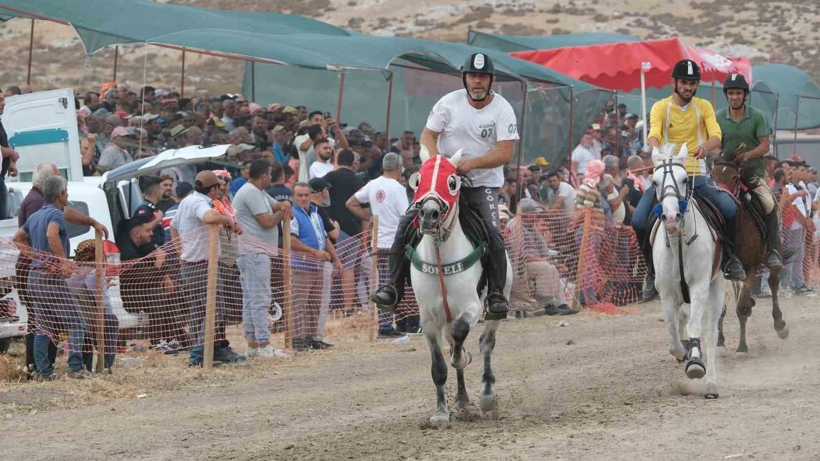 Rahvan Atlar Menemen'de Yarışacak