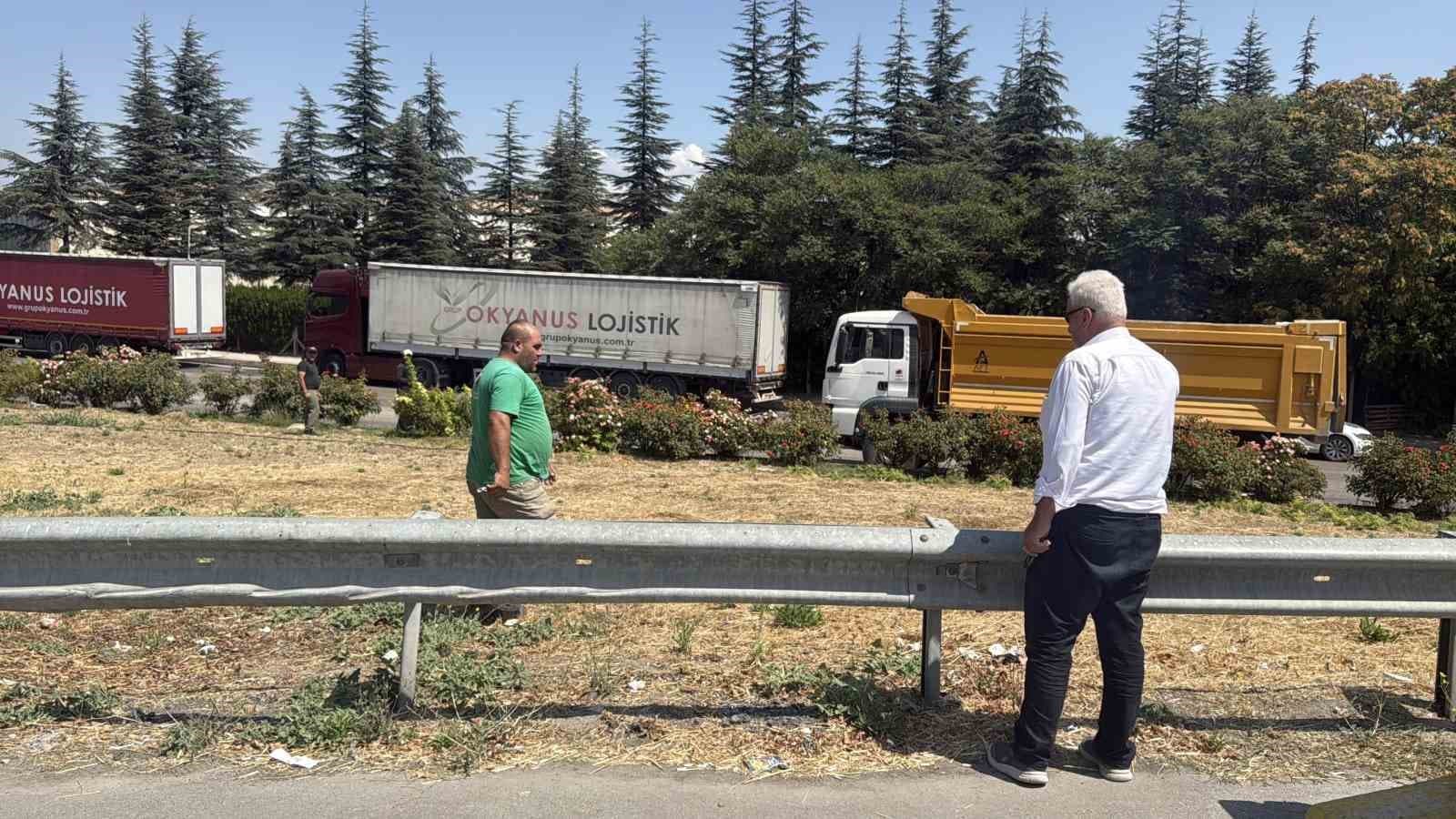 Eskişehir'de Moloz Çatışması Kovalamaca ile Çözüldü: İki Kişi Yaralandı