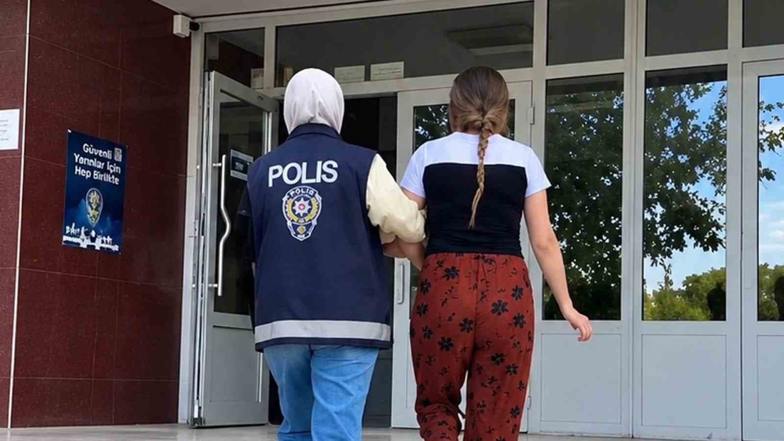 Kırıkkale'de Uyuşturucuyla Mücadele: İki Operasyonda Üç Kişi Tutuklandı
