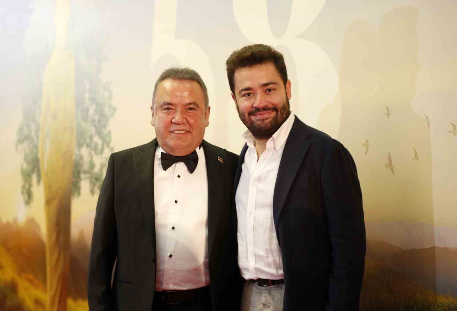Antalya'da Fuhuş ve Uyuşturucu Soruşturmasında Muhittin Böcek ve Oğlu Hakkında İfadeler Ortaya Çıktı