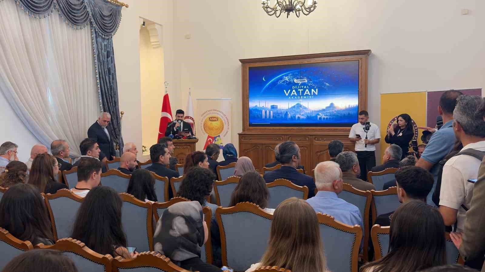 Bakan Tekin: "2024'te Türkiye Yüzyılı Maarif Modeli ile Farklı Bir Sürece Adım Attık"