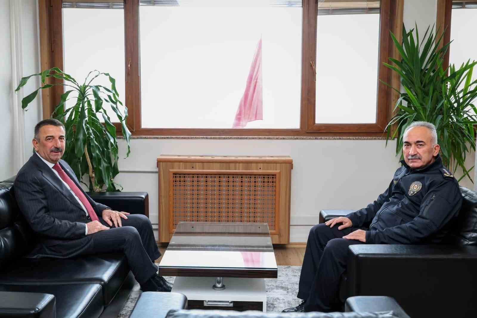 Vali Hacıbektaşoğlu, Yeni Emniyet Müdürü İbrahim Kaba'ya Ziyaret Etti