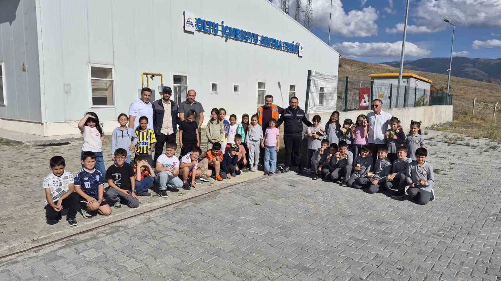 İlkokul Öğrencileri Oltu İçme Suyu Arıtma Tesisini Ziyaret Etti