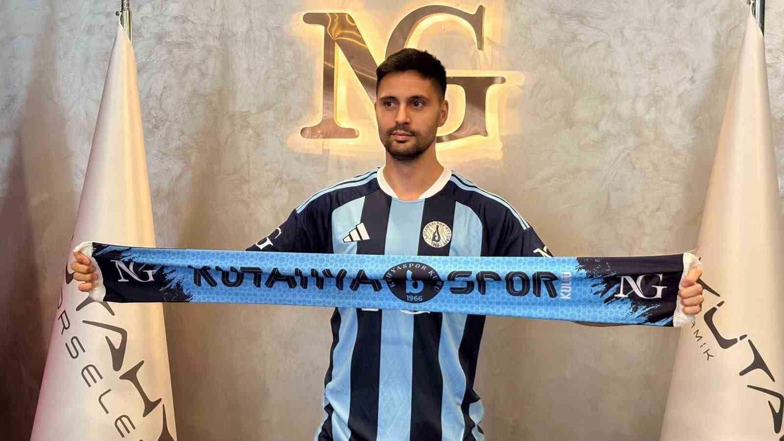 Kütahyaspor, TFF 1. Lig Şampiyonu Tarkan Serbest'i Kadrosuna Kattı