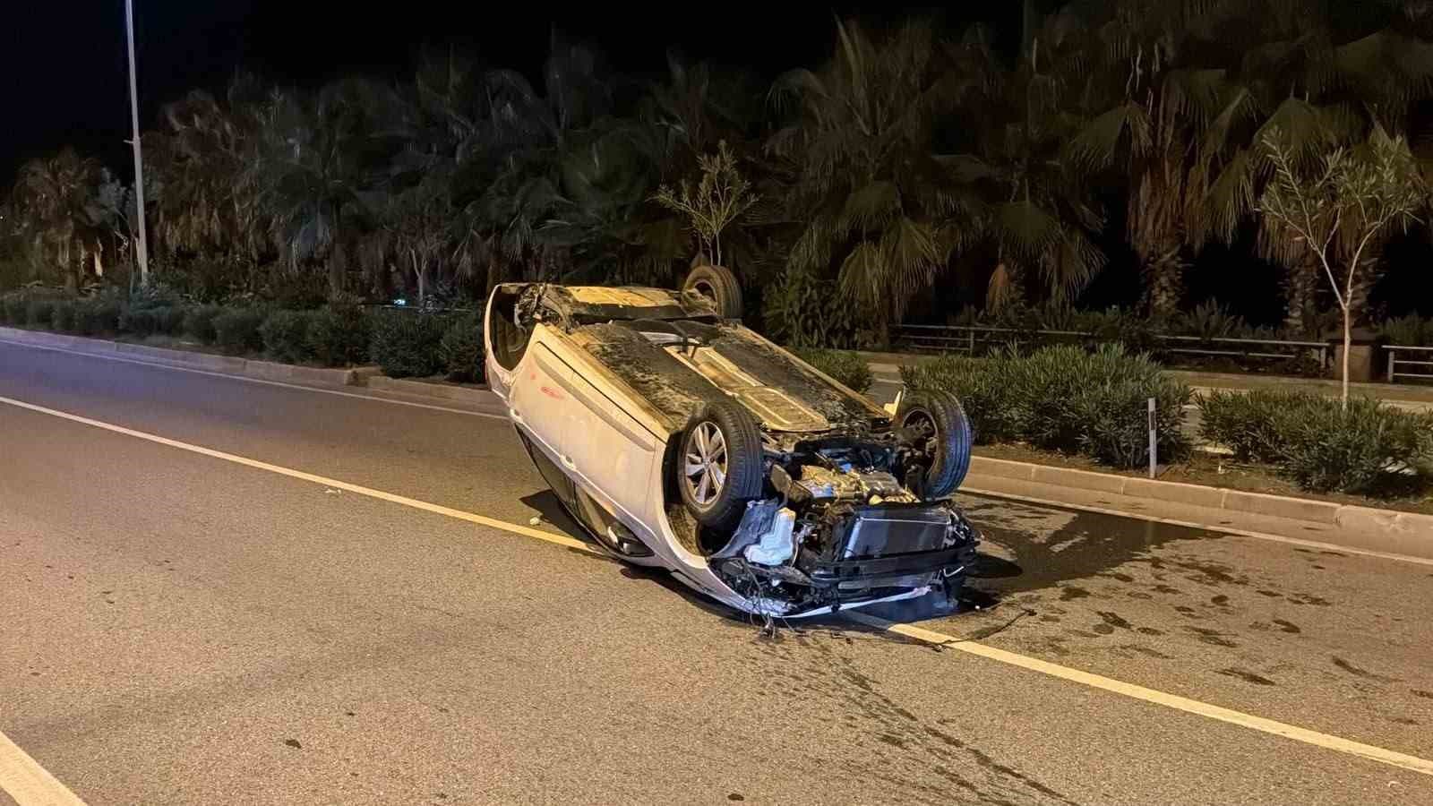 Alanya’da otomobil takla attı: 2 yaralı