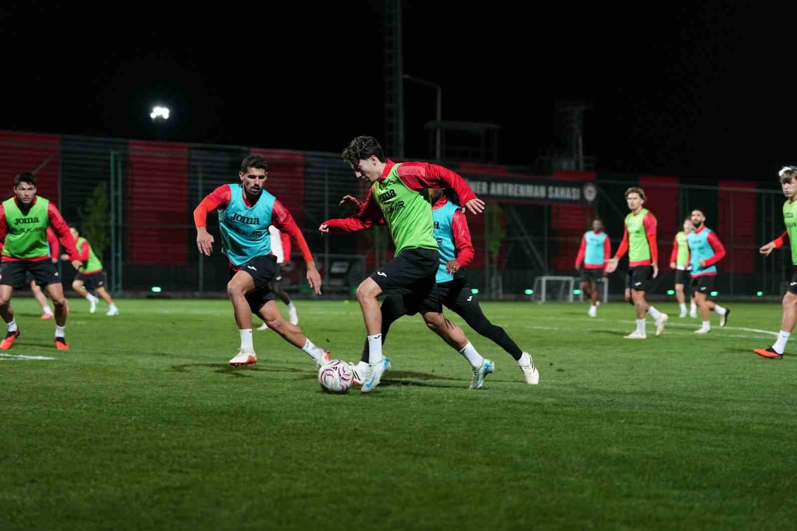 Çorum FK, Gaziantep FK Maçı Öncesi Hazırlıklarını Devam Ettirdi