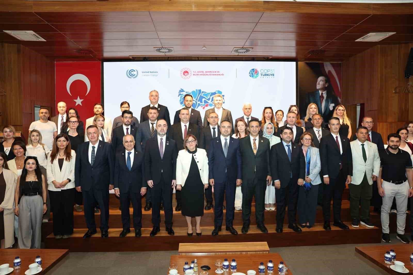 COP31 Hazırlıkları Gaziantep'te Değerlendirildi: Yeşil Dönüşümün Stratejik Önemi Vurgulandı