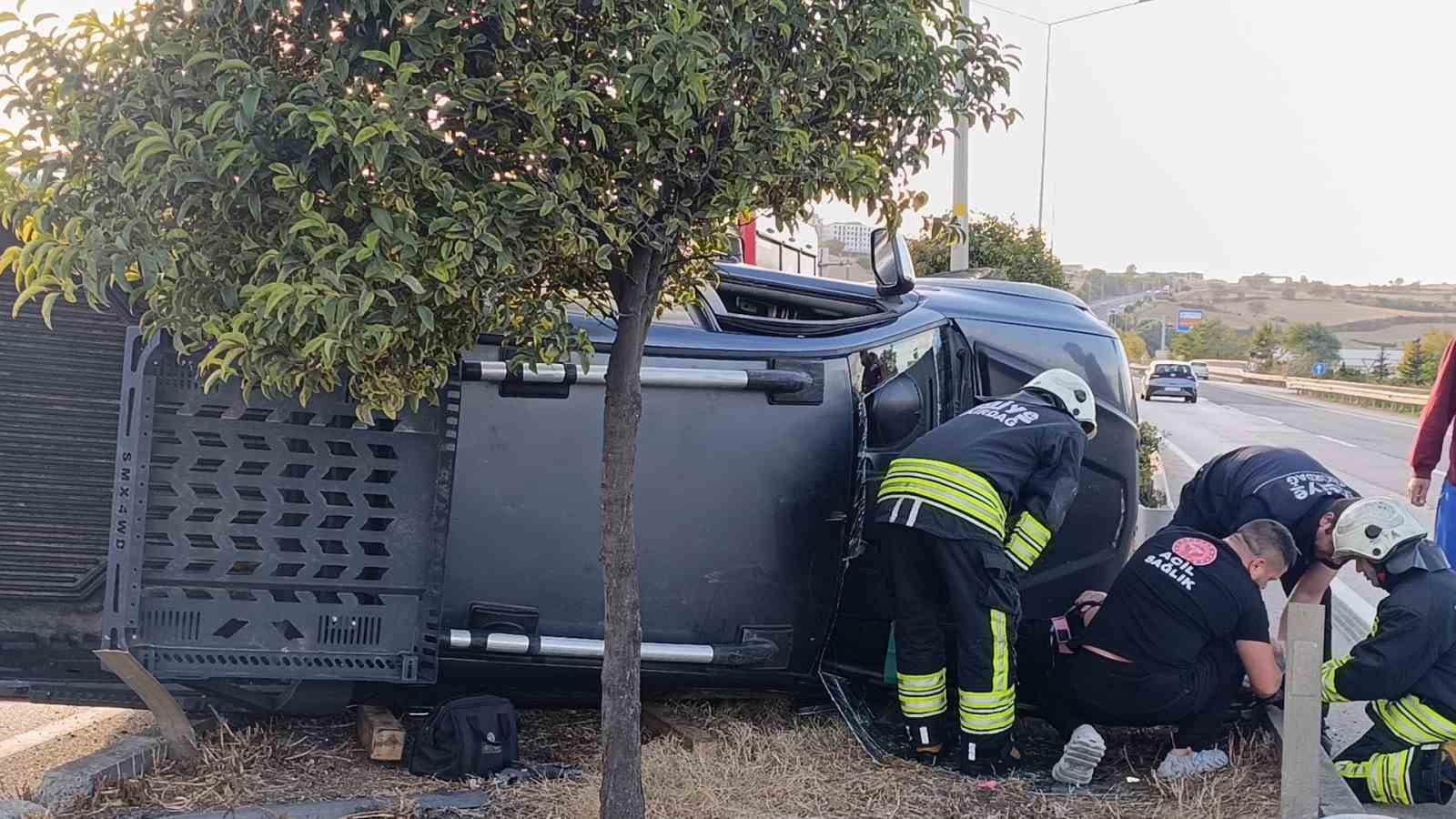 Çocuğuyla Otomobili Kaçıran Sürücü Yakalandı: Yayaya ve İki Araca Çarptı