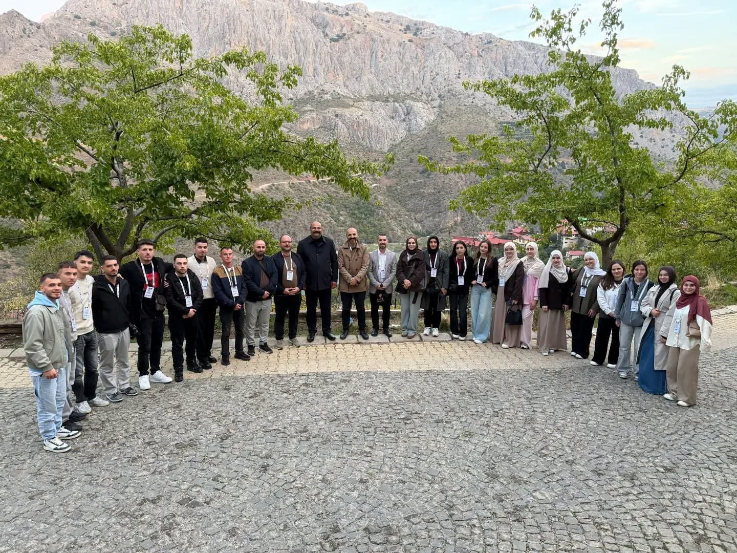 Kosovalı Gençler Kemaliye'de Buluştu: Kültürel Bağlar Güçlendi