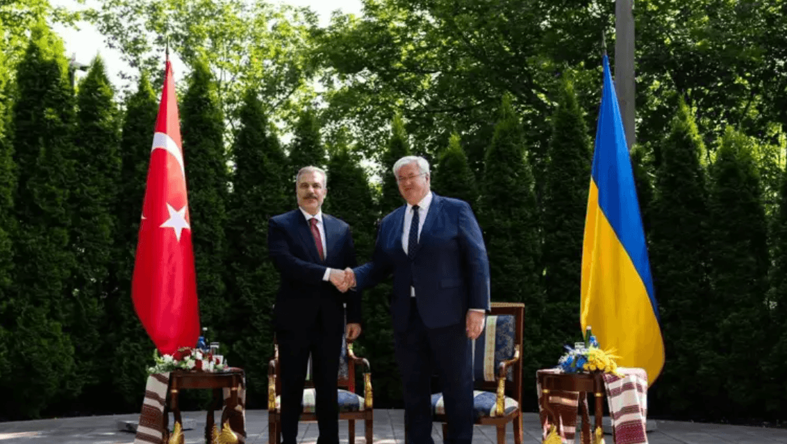 HAKAN FİDAN'DAN KİEV'DE KRİTİK MESAJ: KARADENİZ'DE GERİLİM TIRMANMAMALI