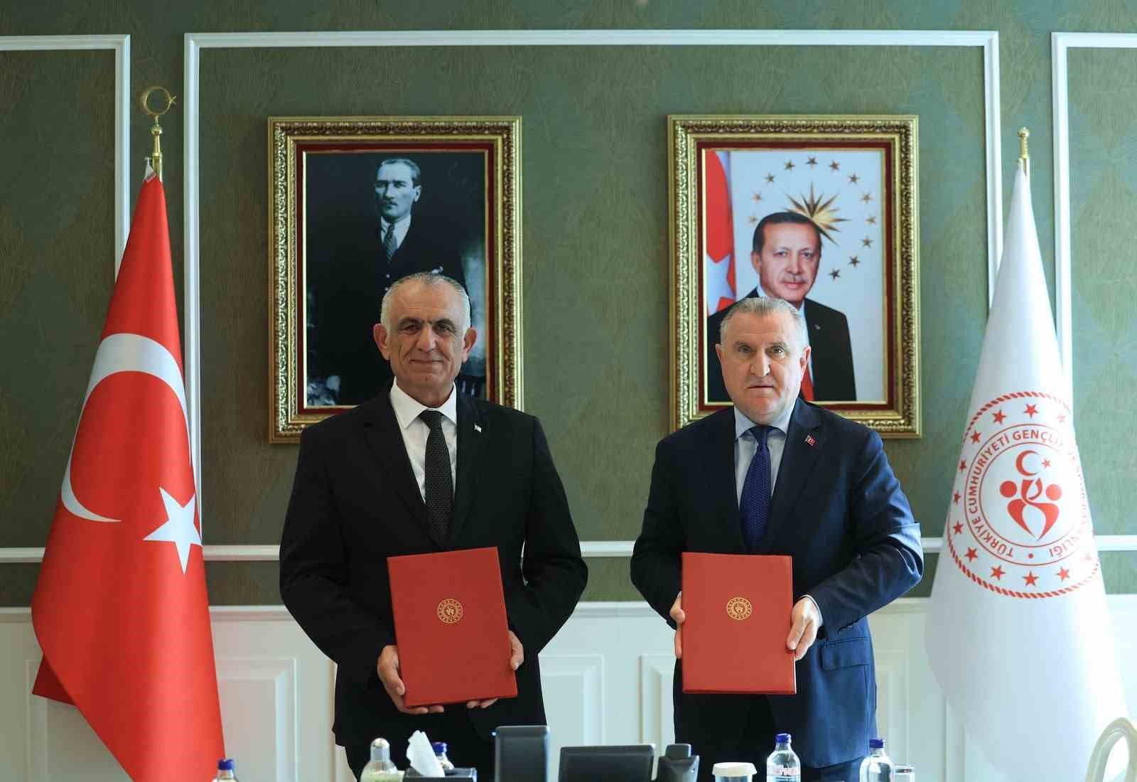 KKTC'de İki Yeni Yükseköğrenim Öğrenci Yurdu Projesi İçin Protokol İmzalandı