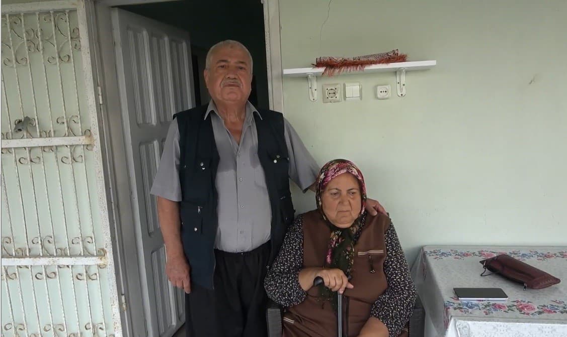 Eşi İçin 60 Basamaklı Merdiveni Asansöre Çevirdi