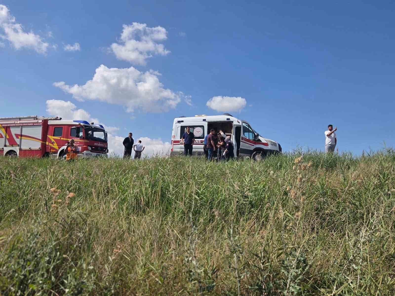İki Araç Uçuruma Yuvarlandı: Beş Kişi Yaralandı