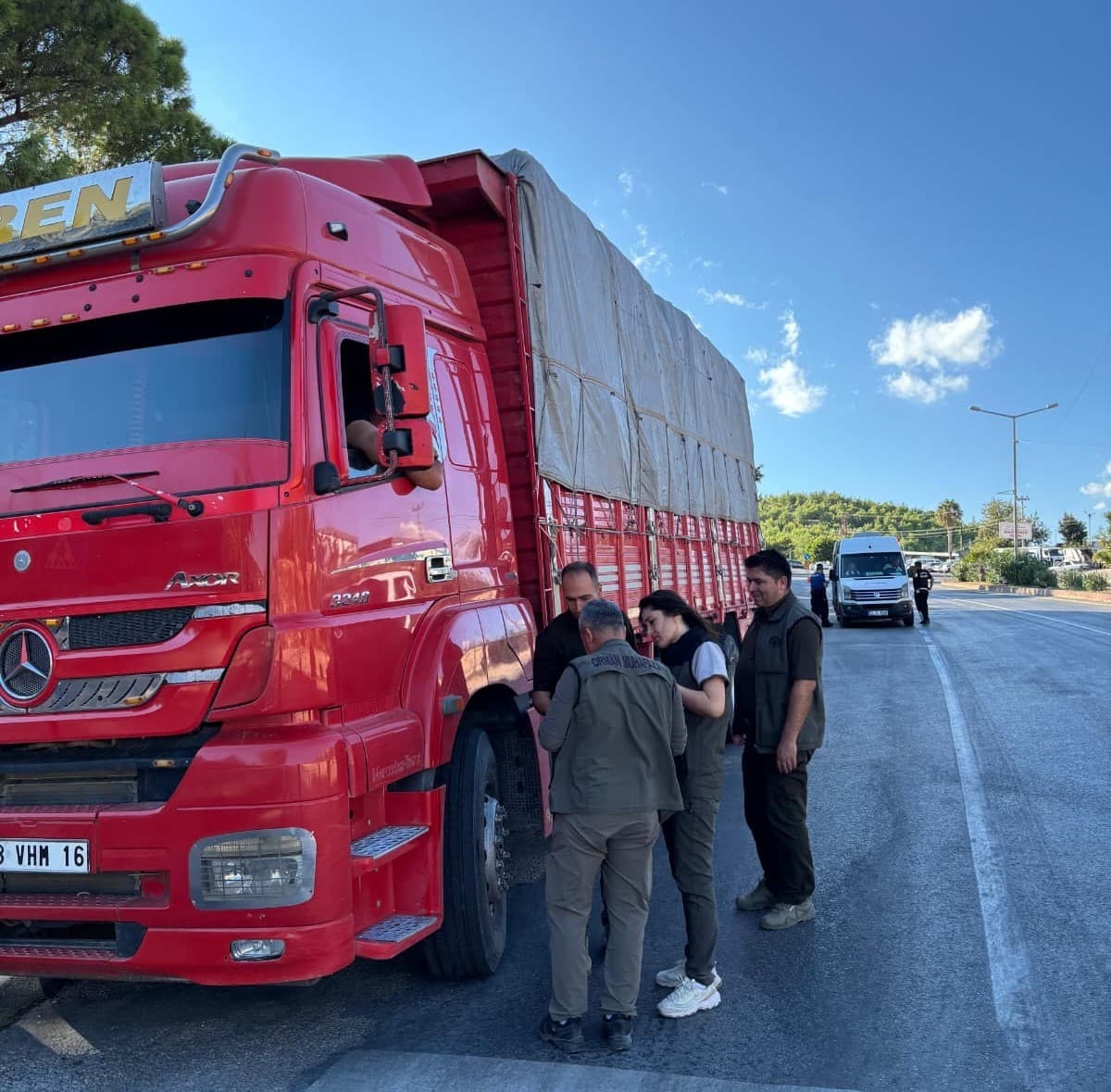 Mersin'de Orman Suçlarını Önleme Amaçlı Yol Kontrolleri Yapıldı