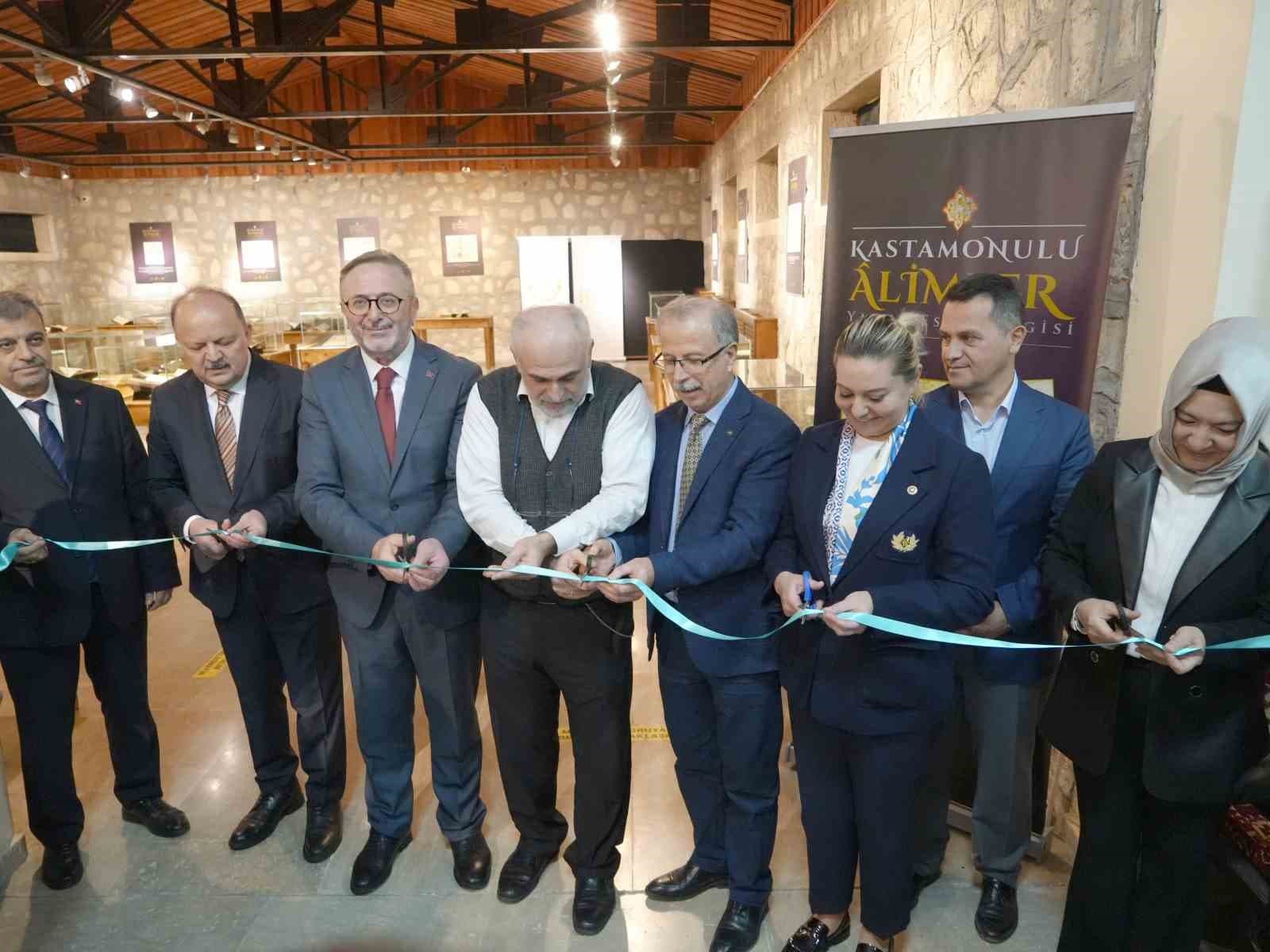 Türkiye’nin dört bir yanından toplandı: 55 yazma eser aynı sergide buluştu