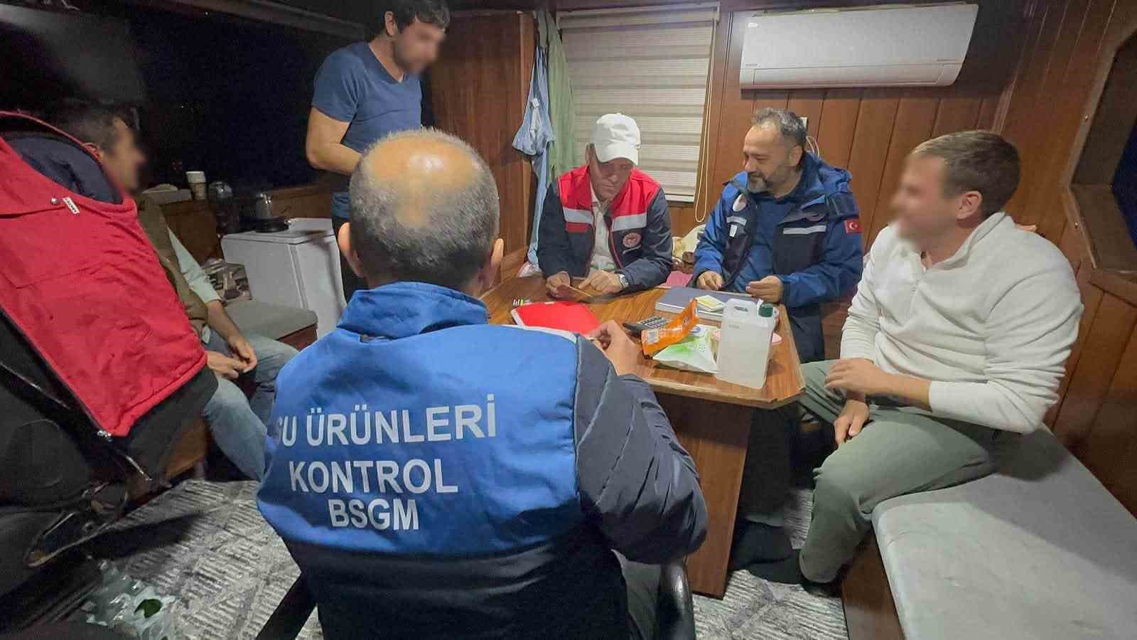 Balıkçılara Gece Saatlerinde Denetim Yapıldı