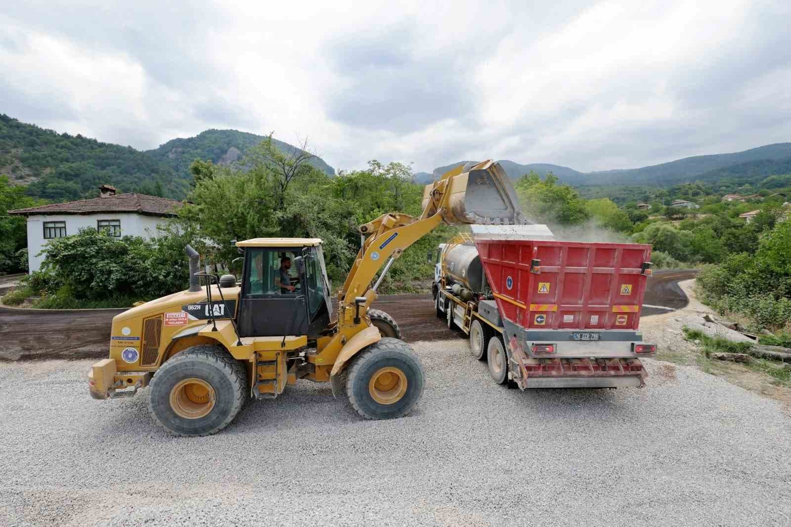 Bursa'nın Kırsalında Ulaşım İyileştirmeleri Devam Ediyor