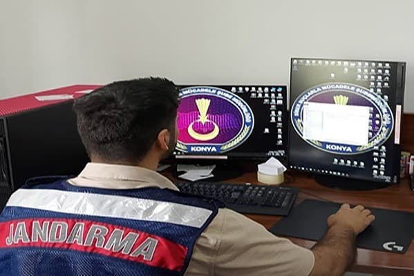 Konya'da Siber Suçlar Kapsamında 40 Bin Sosyal Medya Hesabı İncelendi