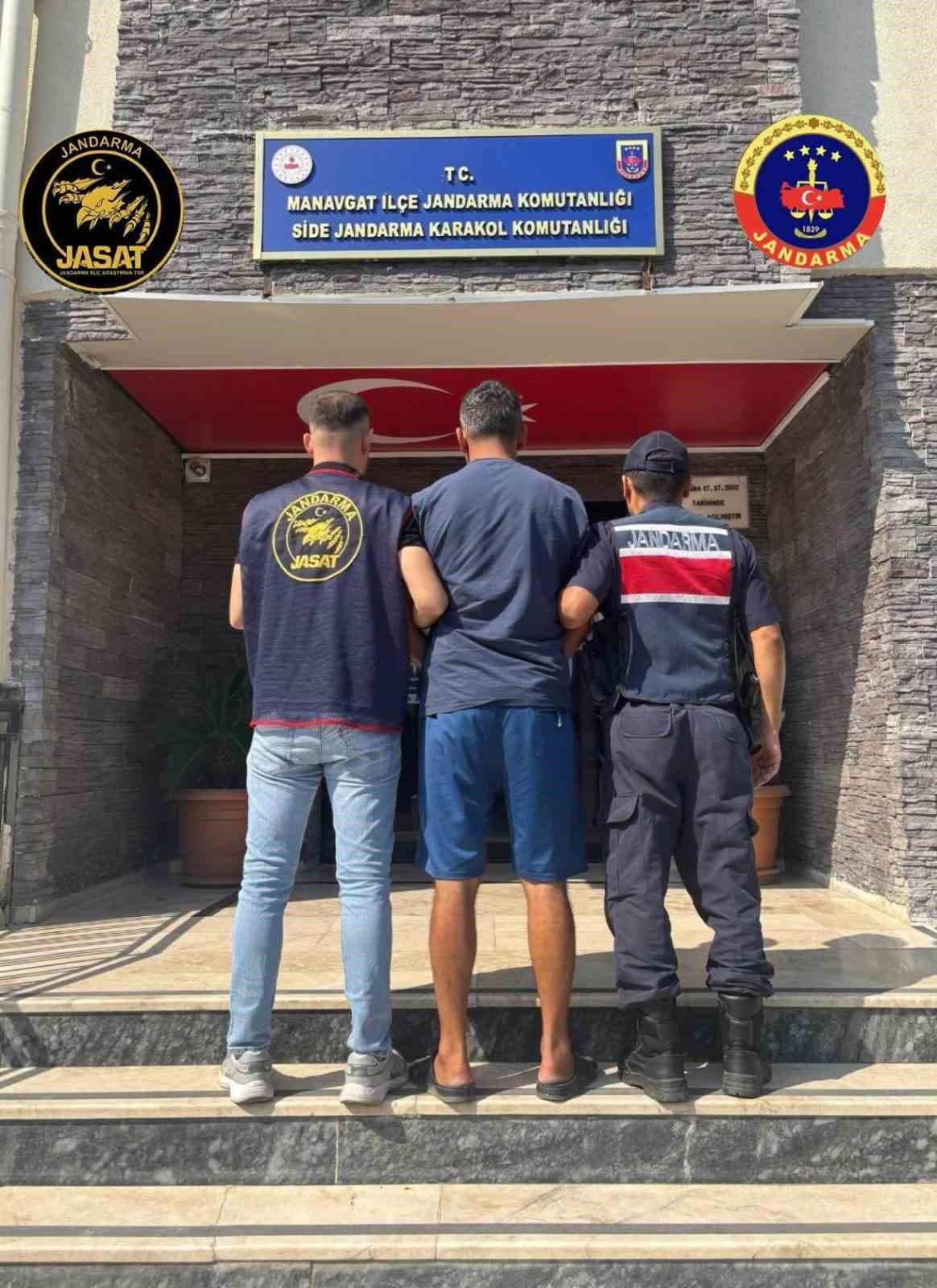 Antalya'da 14 Yıllık Hapis Cezası Bulunan Hükümlü Yakalandı