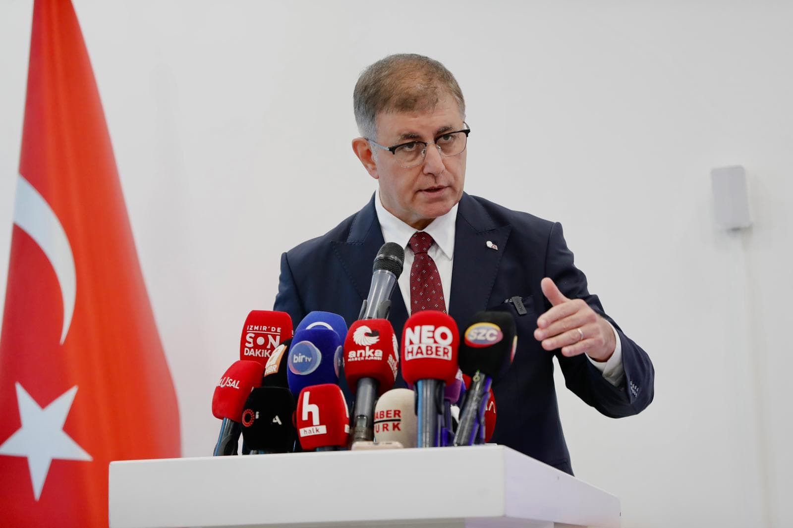 Tugay ile AK Parti grubu yarın bir araya geliyor