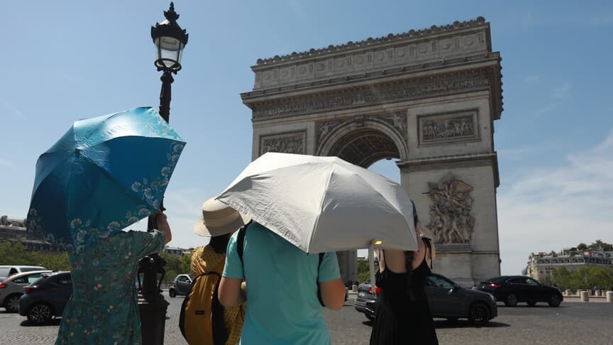 Paris ve Çevresinde Aşırı Sıcaklar Nedeniyle Hastanelere 3 Bin Başvuru