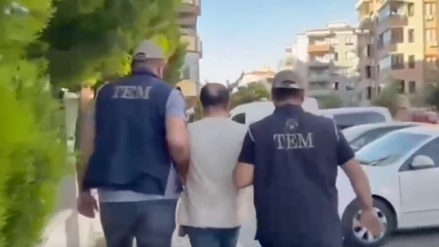42 İlde FETÖ Operasyonlarında 128 Kişi Tutuklandı