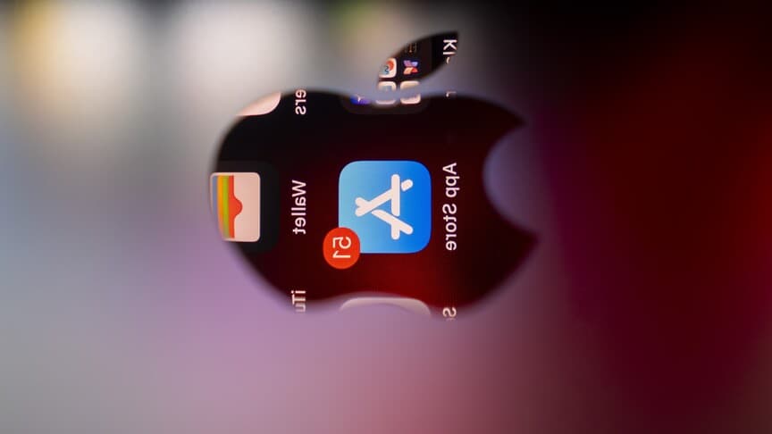 Apple, Rusya'nın Bazı Sosyal Medya Uygulamalarını App Store'dan Kaldırdı