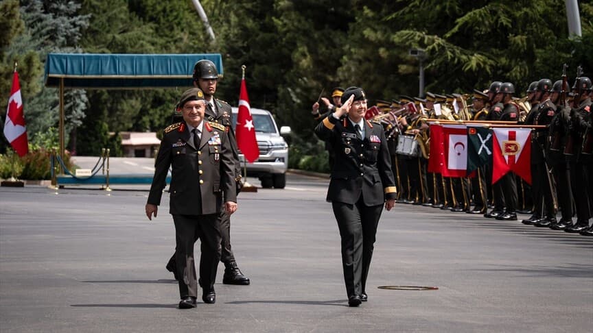 Genelkurmay Başkanı Bayraktaroğlu ve Kanadalı Mevkidaşı Carignan Ankara'da Görüştü