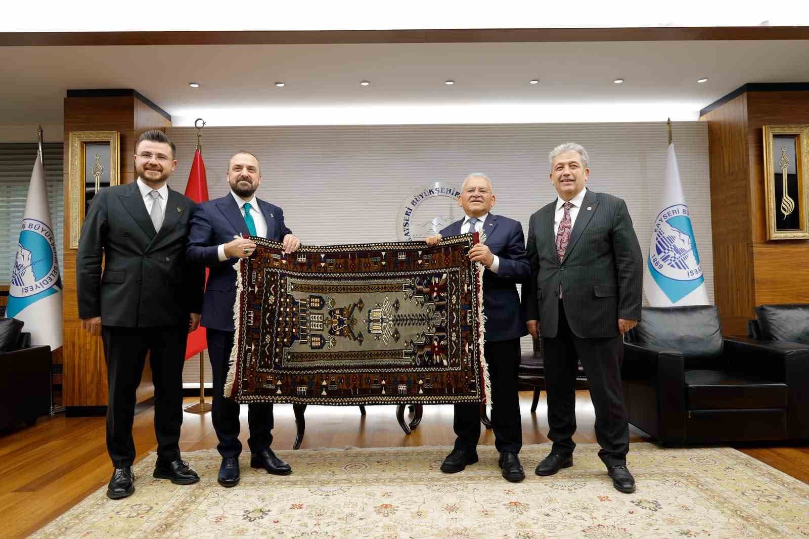 Büyükkılıç, Türkiye Yüzyılı Buluşmaları Kapsamında AK Parti Genel Başkan Yardımcısı Faruk Acar'ı Ağırladı